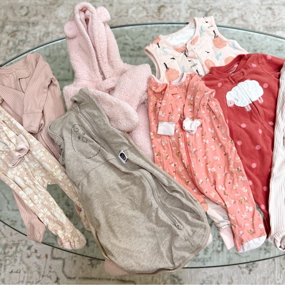 Beautiful Colorful Baby Girl 0-3 Months One Piece Footed Onesie Sleeper Bundle - Picture 5 of 5